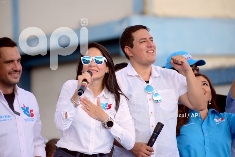 CARANAVA-LUISA GONZALEZ-GYE
