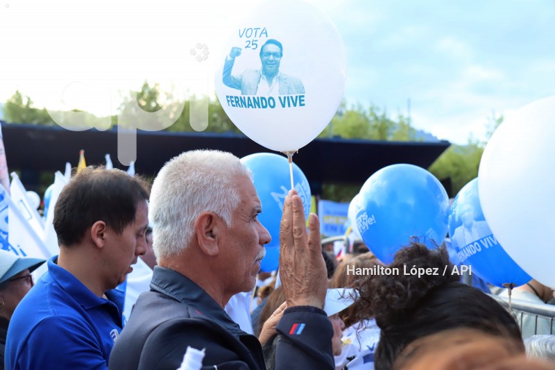 UIO-CIERRE-CAMPAÑA-CONSTRUYE25