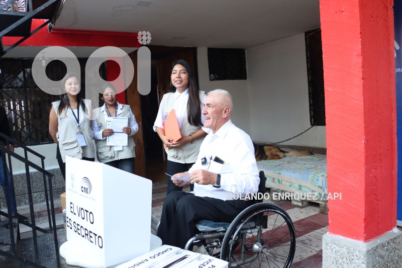 VOTO-EN-CASA