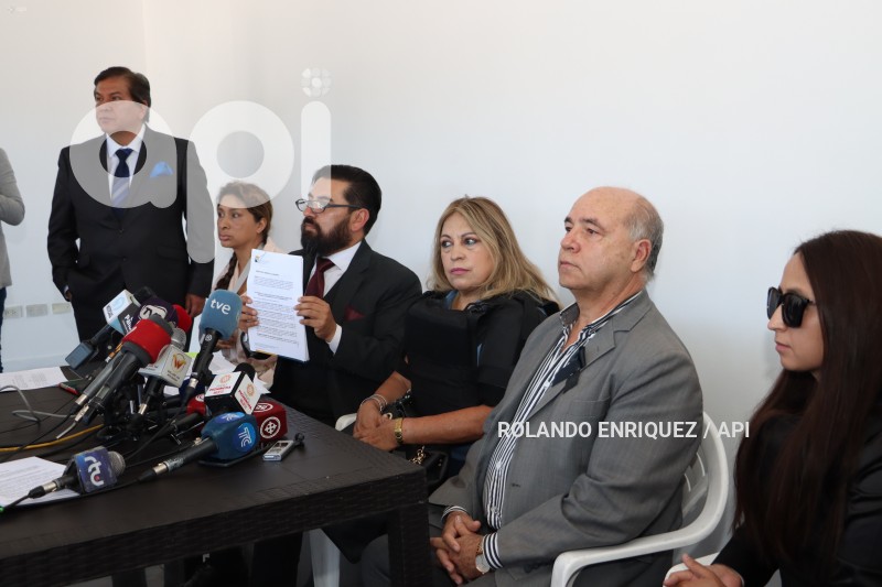 DUNUNCIA-FAMILIA-VILLAVICENCIO