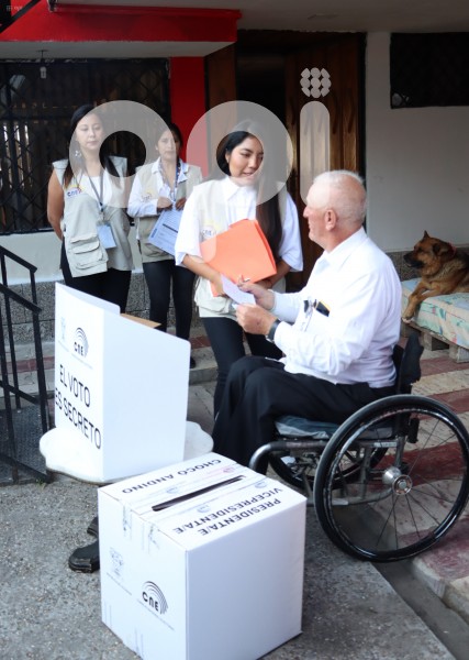VOTO-EN-CASA