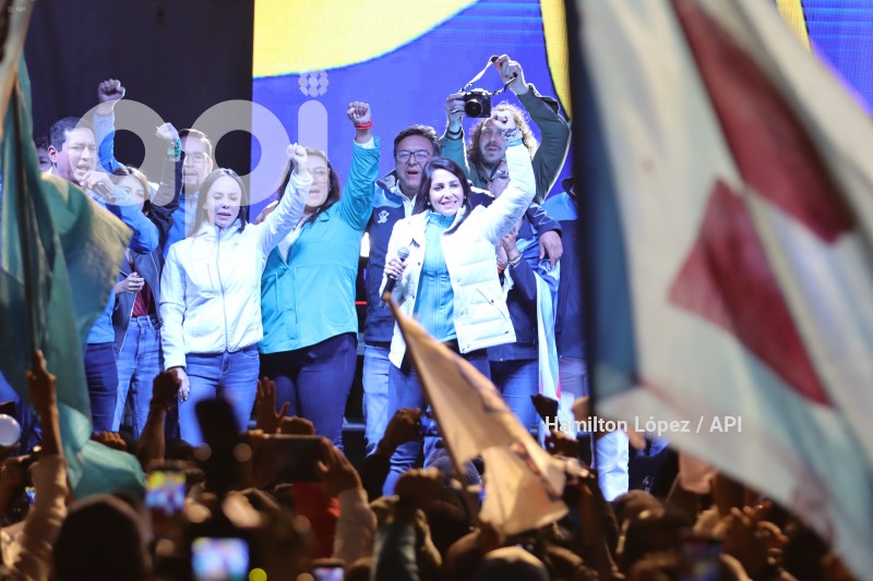 ELECCIONES UIO ESPERA RESULTADOS RC5
