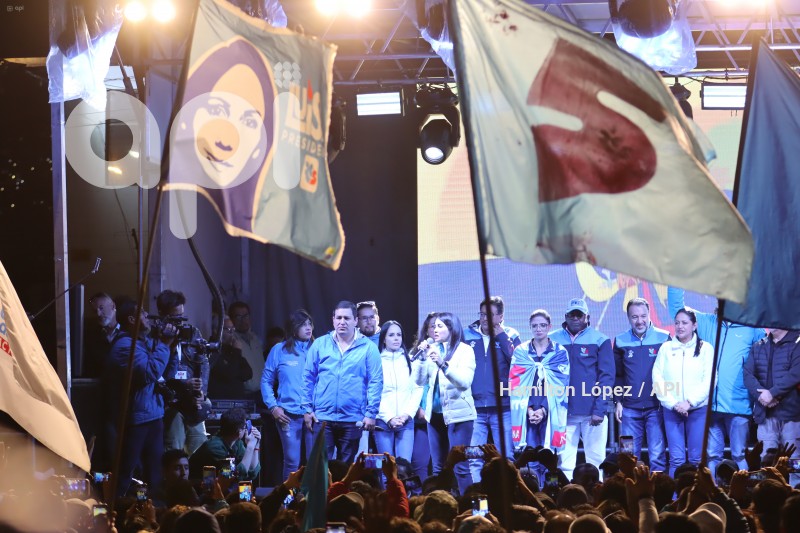 ELECCIONES UIO ESPERA RESULTADOS RC5
