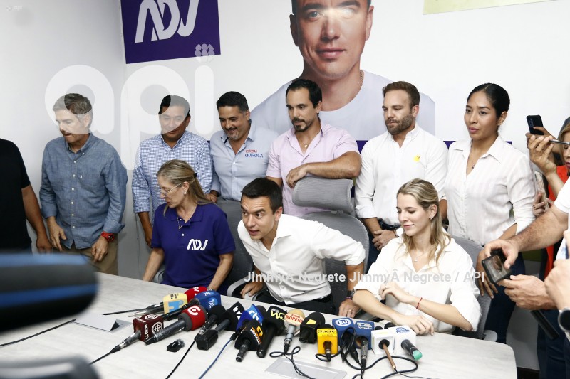 NOBOA - ELECCIONES GYE RUEDA DE PRENSA