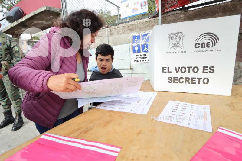 ELECCIONES UIO AMBIENTE ELECTORAL