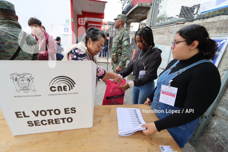 ELECCIONES UIO AMBIENTE ELECTORAL