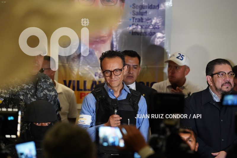 ELECCIONES UIO DISCURSO ZURITA