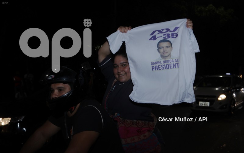 ELECCIONES GYE SIMPATIZANTES NOBOA