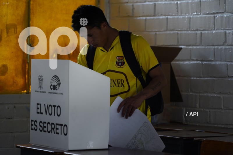 ELECCIONES-UIO-SUFRAGIO-GENERAL