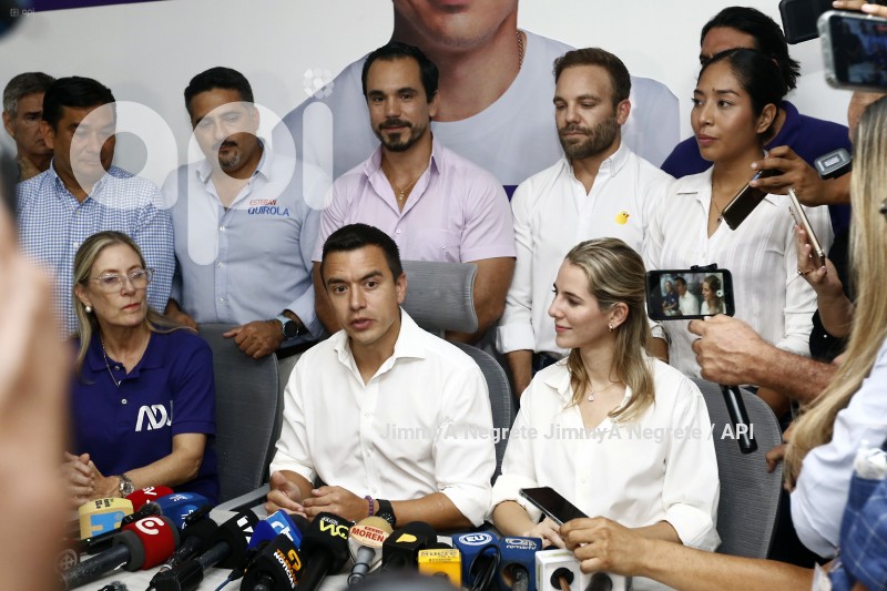 NOBOA - ELECCIONES GYE RUEDA DE PRENSA