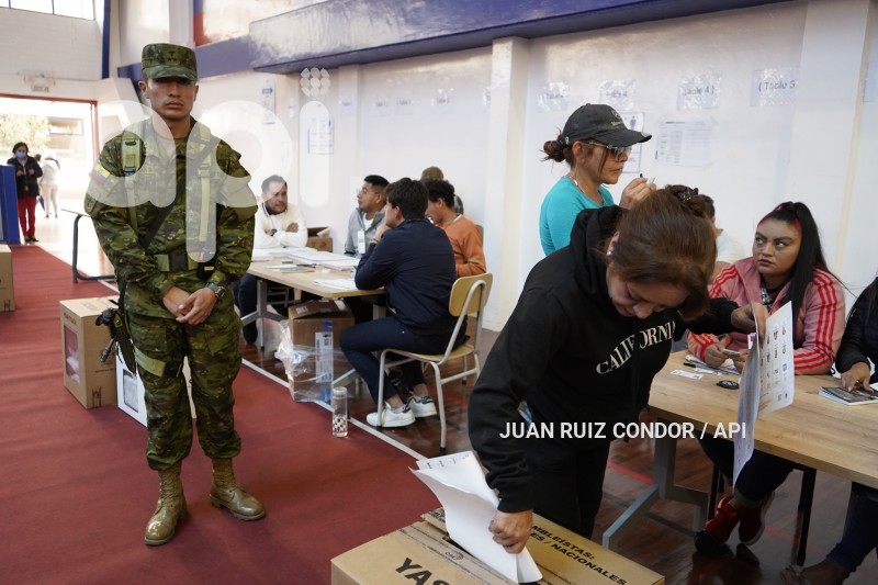 ELECCIONES UIO AMBIENTE ELECTORAL