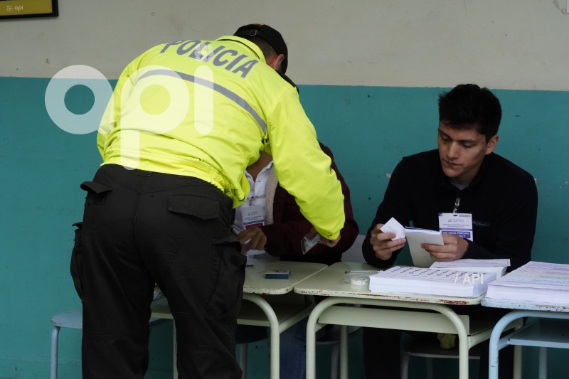 ELECCIONES-UIO-SUFRAGIO-GENERAL