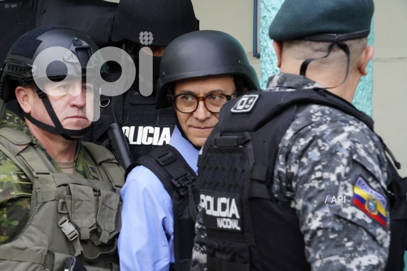 ELECCIONES UIO CHRISTIAN ZURITA SUFRAGIO