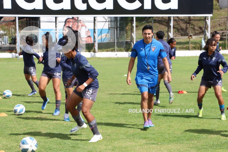 FBL-SUPERLIGA-FEMENINA-NANAS-LDU-QUITO