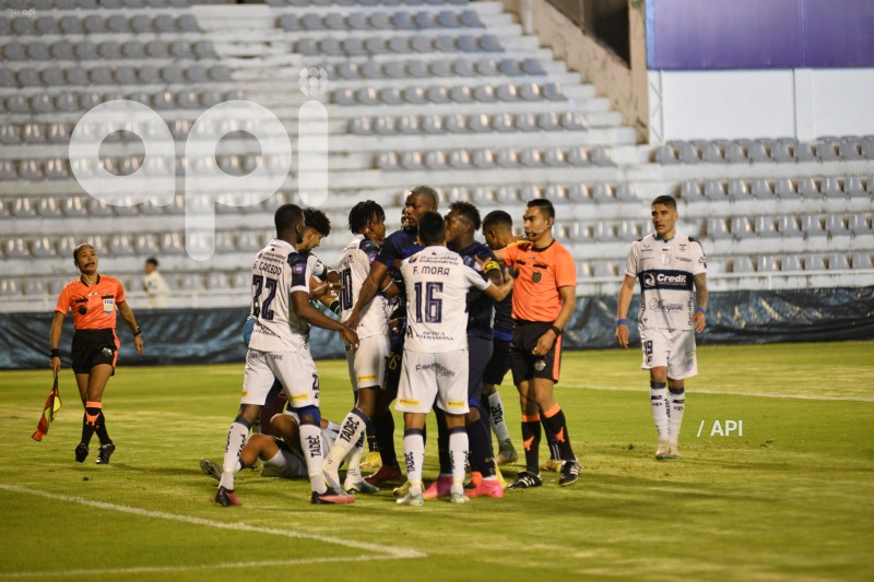 FBL-LIGA-PRO-BET593-CHACARITAS-MACARA