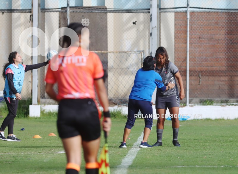 FBL-SUPERLIGA-FEMENINA-NANAS-LDU-QUITO