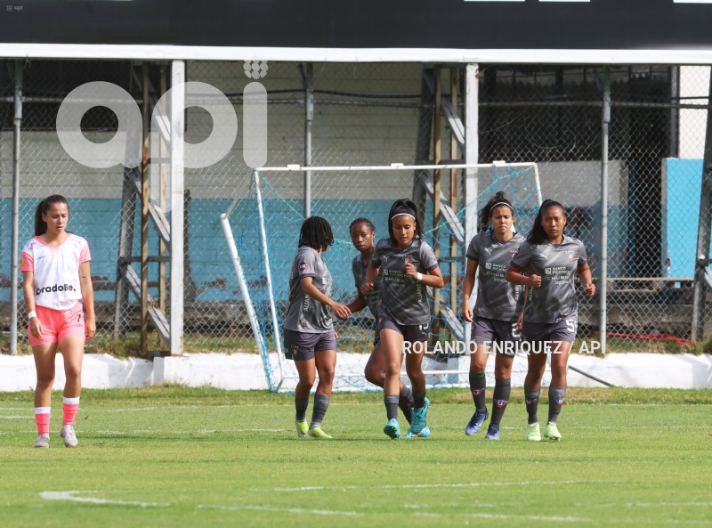 FBL-SUPERLIGA-FEMENINA-NANAS-LDU-QUITO