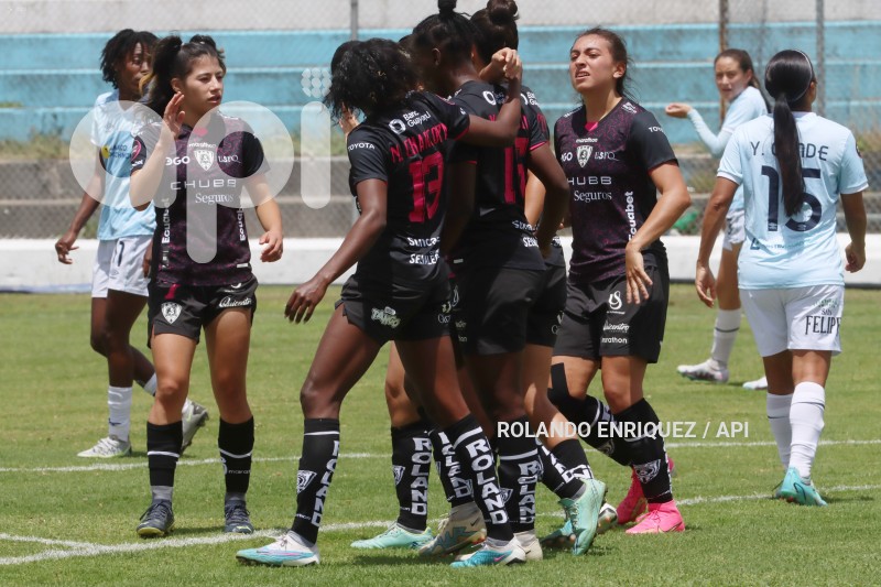 FBL-SUPERLIGA-FEMENINA-CATOLICA-DRAGONAS