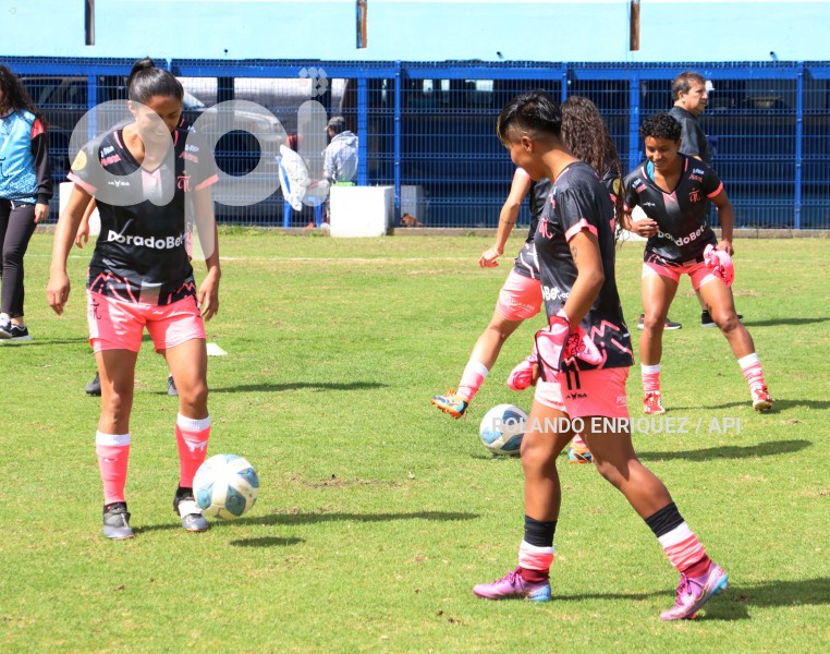 FBL-SUPERLIGA-FEMENINA-NANAS-LDU-QUITO