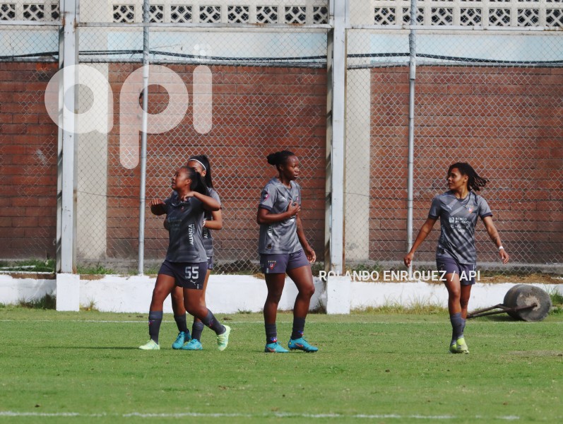 FBL-SUPERLIGA-FEMENINA-NANAS-LDU-QUITO