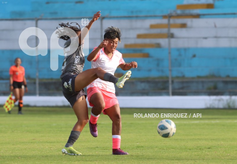 FBL-SUPERLIGA-FEMENINA-NANAS-LDU-QUITO