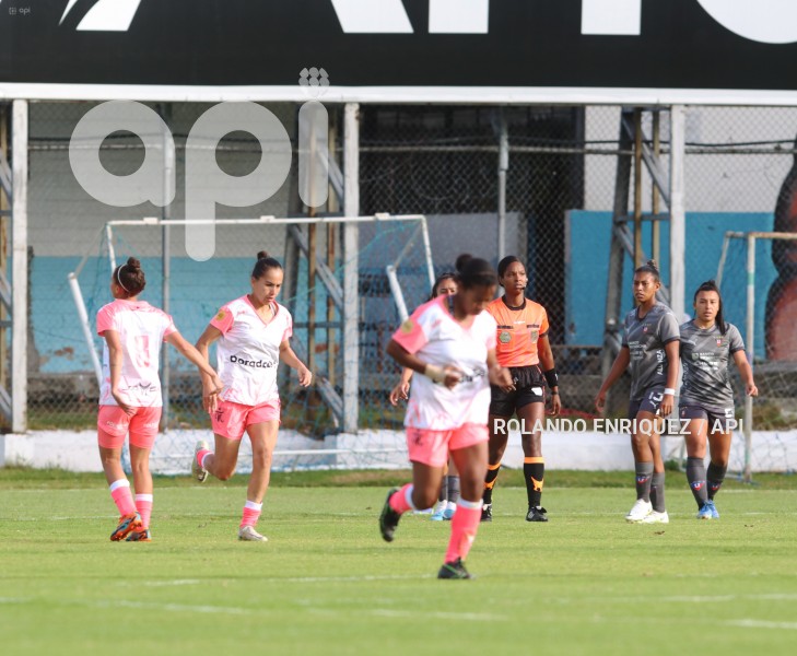 FBL-SUPERLIGA-FEMENINA-NANAS-LDU-QUITO