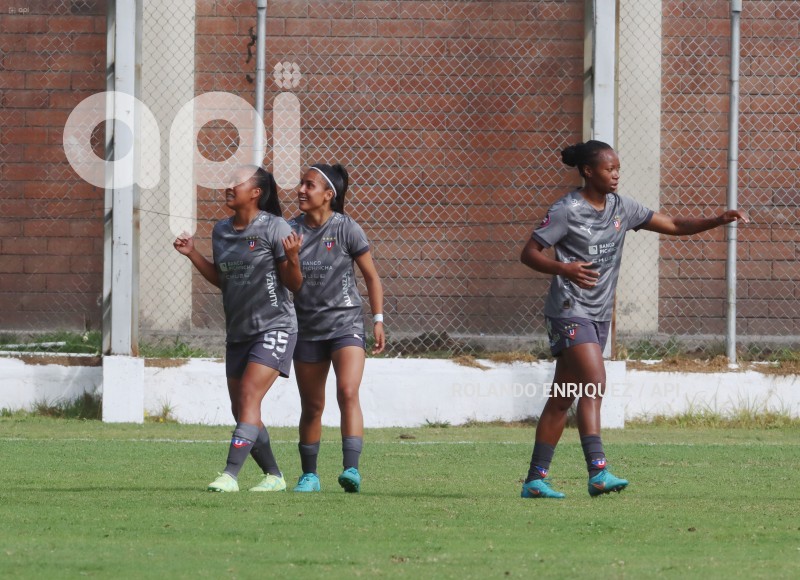 FBL-SUPERLIGA-FEMENINA-NANAS-LDU-QUITO