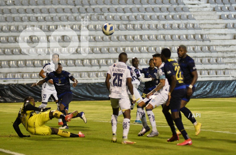 FBL-LIGA-PRO-BET593-CHACARITAS-MACARA
