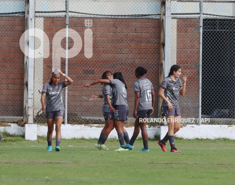 FBL-SUPERLIGA-FEMENINA-NANAS-LDU-QUITO