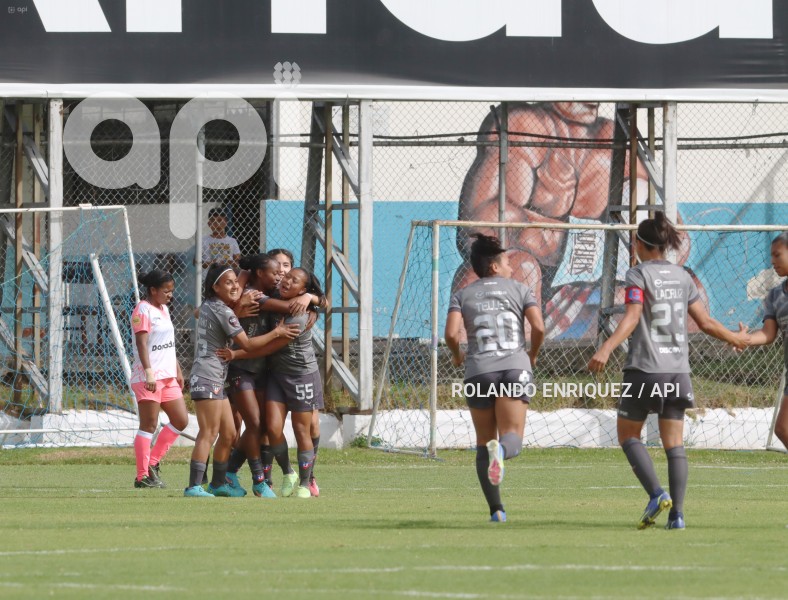 FBL-SUPERLIGA-FEMENINA-NANAS-LDU-QUITO