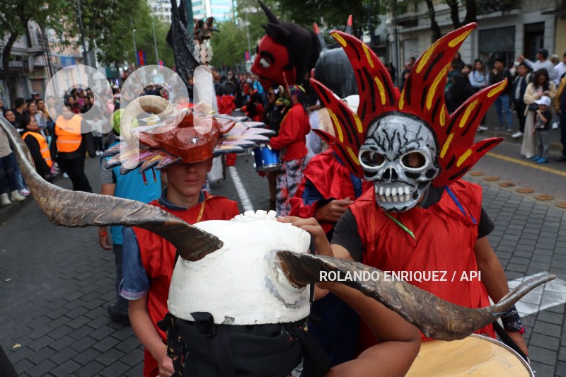 LOS DIABLOS SE TOMAN LA MARISCAL