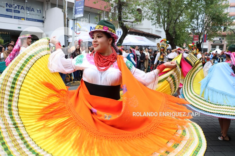 LOS DIABLOS SE TOMAN LA MARISCAL