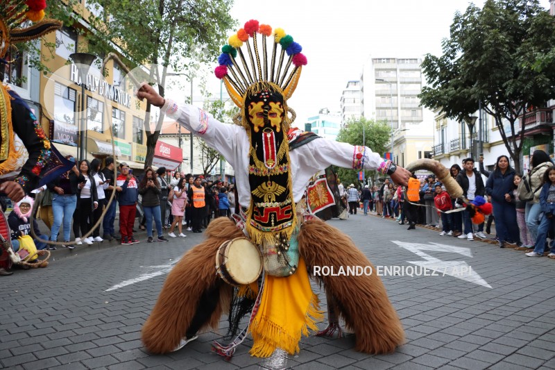 LOS DIABLOS SE TOMAN LA MARISCAL