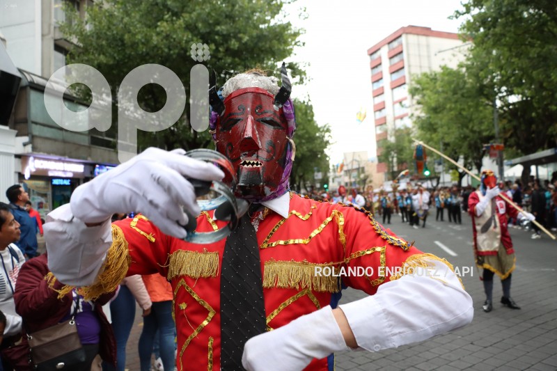 LOS DIABLOS SE TOMAN LA MARISCAL