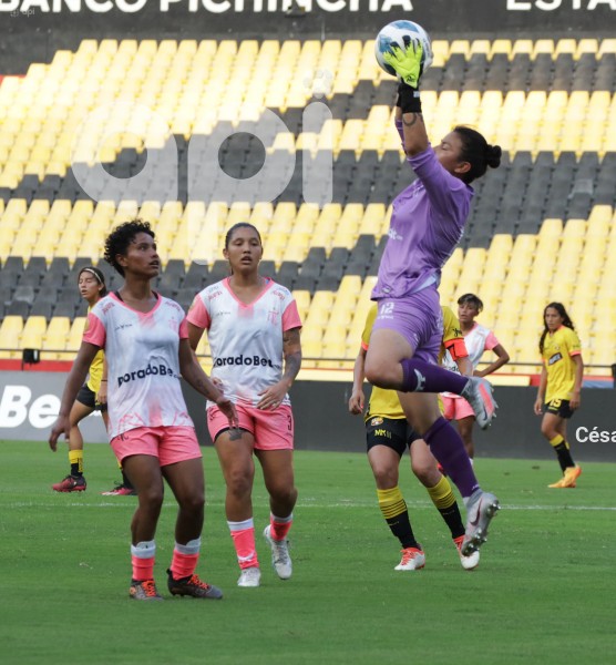 FBL-SUPERLIGA-FEMENINA-BARCELONA-NANAS
