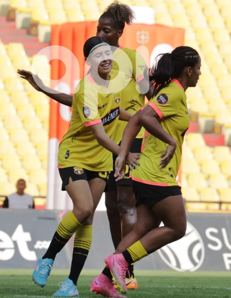 FBL-SUPERLIGA-FEMENINA-BARCELONA-NANAS