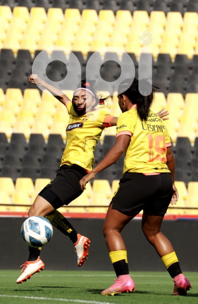 FBL-SUPERLIGA-FEMENINA-BARCELONA-NANAS