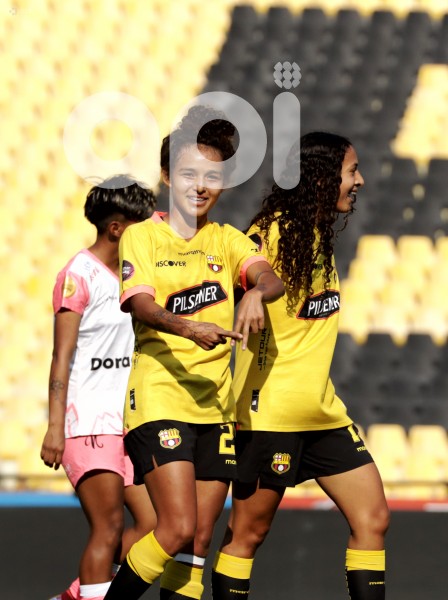 FBL-SUPERLIGA-FEMENINA-BARCELONA-NANAS