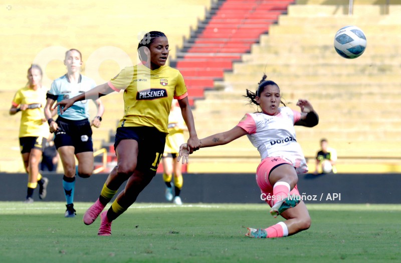 FBL-SUPERLIGA-FEMENINA-BARCELONA-NANAS