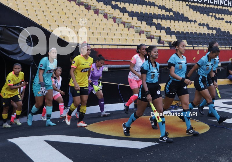 FBL-SUPERLIGA-FEMENINA-BARCELONA-NANAS