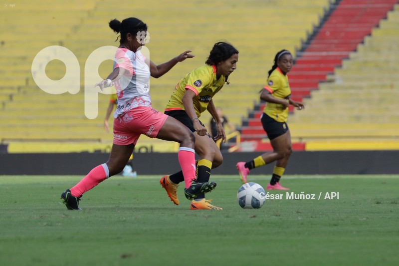 FBL-SUPERLIGA-FEMENINA-BARCELONA-NANAS