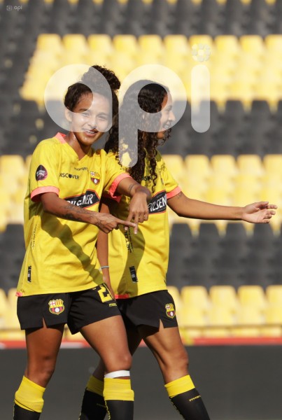 FBL-SUPERLIGA-FEMENINA-BARCELONA-NANAS