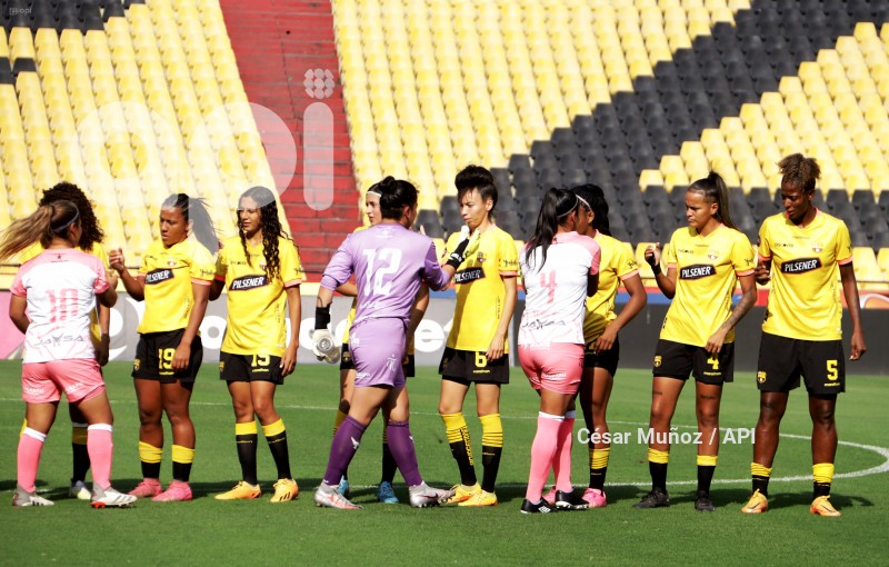 FBL-SUPERLIGA-FEMENINA-BARCELONA-NANAS