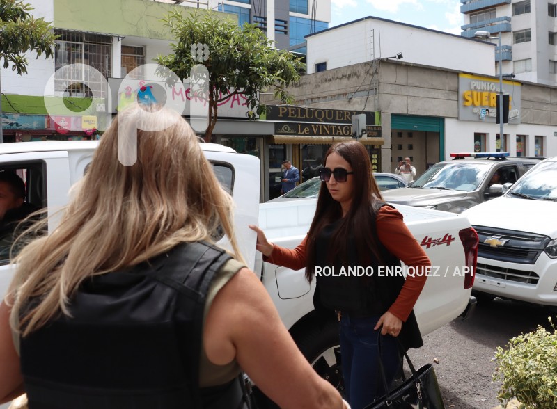 VERSIONES-FISCALIA-FAMILIARES-VILLAVICENCIO