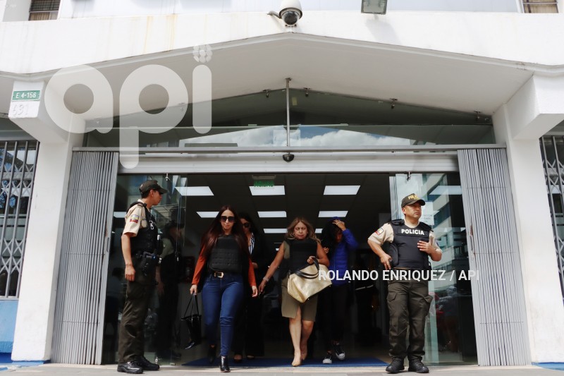 VERSIONES-FISCALIA-FAMILIARES-VILLAVICENCIO