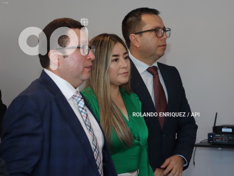 UIO-CASO-LEON-TROYA-CORONEL-LUIS-ERAZO