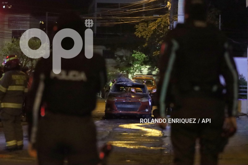 EXPLOSIÓN-VEHÍCULO-QUITO