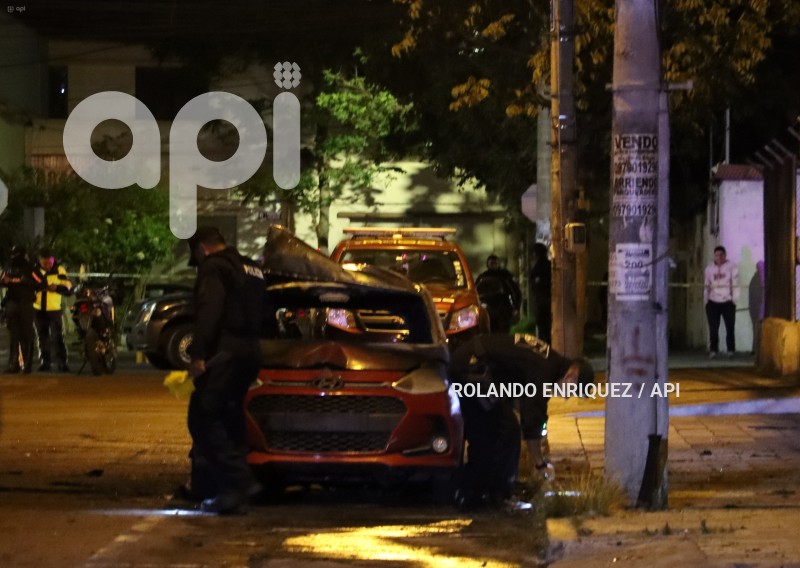 EXPLOSIÓN-VEHÍCULO-QUITO