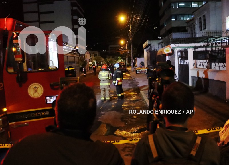 EXPLOSIÓN-VEHÍCULO-QUITO