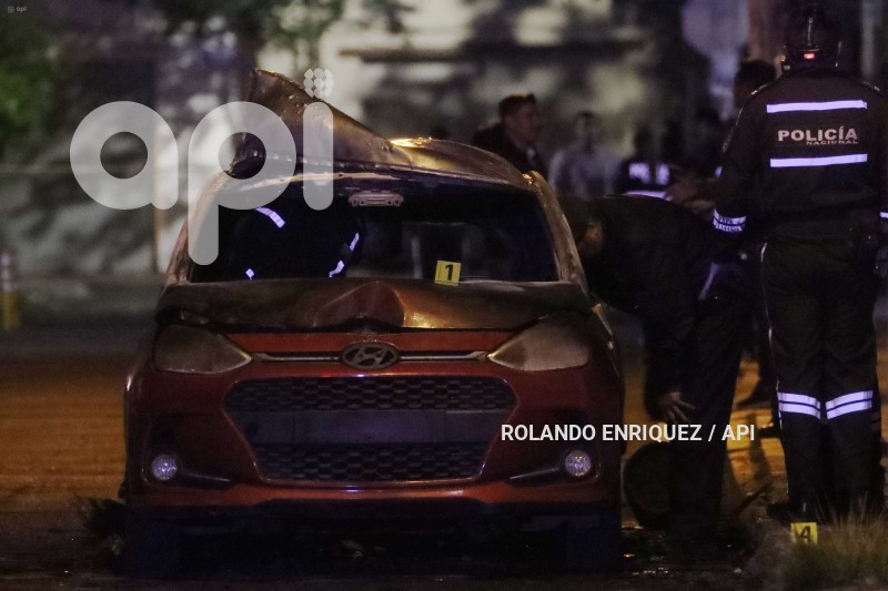 EXPLOSIÓN-VEHÍCULO-QUITO